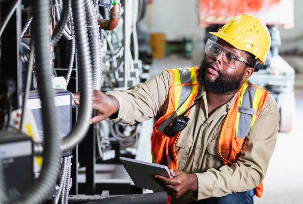 Best Affordable Emergency Electrician  in Lauderhill, FL